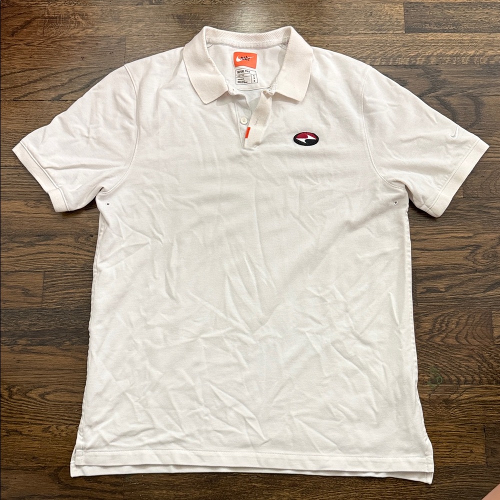 USED Nike Dri-fit polo size medium
